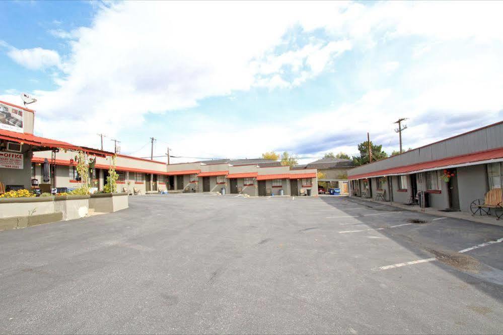 Selkirk Motel Colville Kültér fotó
